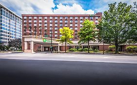 Holiday Inn in Arlington Va